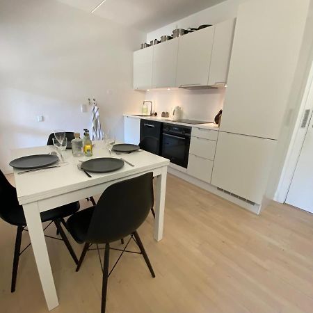 Central Copenhagen Apt With Balcony, Free Parking W Elevator ภายนอก รูปภาพ